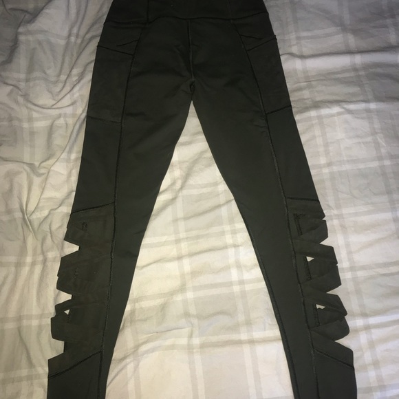 Victoria’s Secret Leggings - Picture 2 of 5